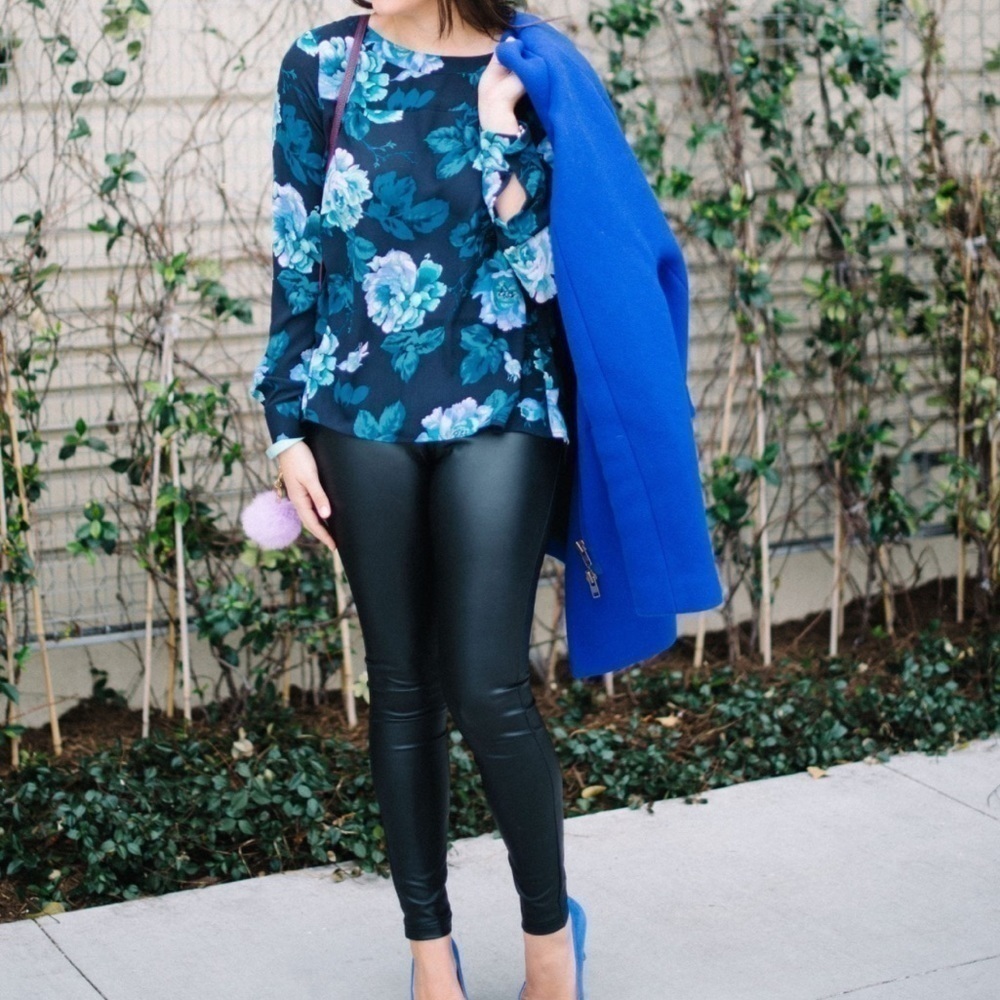 Loft Floral Teal Lightweight Blouse Size Medium